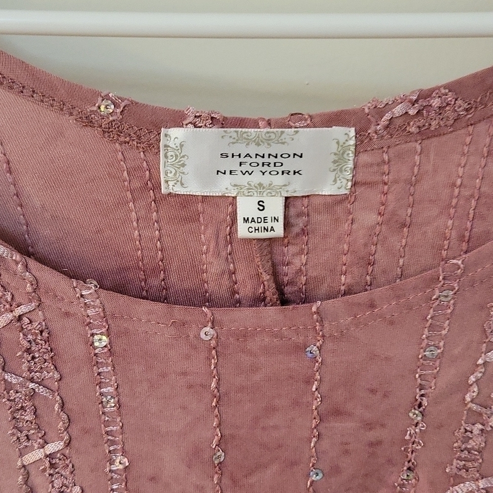 SHANNON FORD Dusty Pink Embroidered Beaded Sequin Batik Tunic - Picture 6 of 13